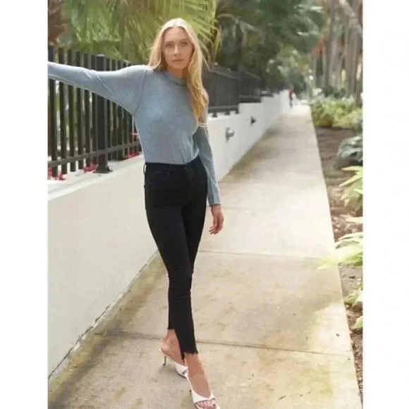 Mother The Stunner Zip Ankle Step Fray Jeans in Not Guilty Black Wash Size 27 - Picture 2 of 5